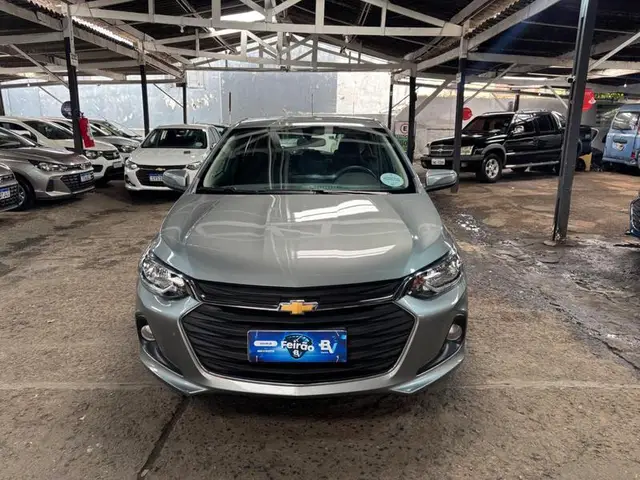 Carro Chevrolet Onix 2025 1.0