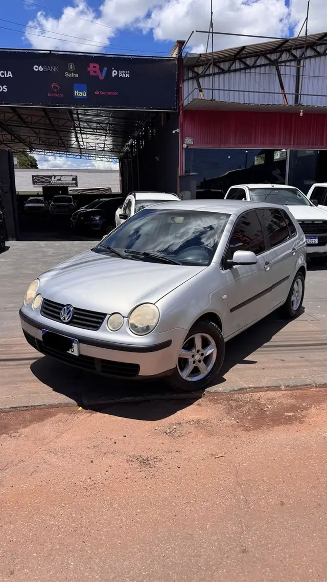 Carro Volkswagen Polo 2003 Hatch. Comfortline 1.6 8V