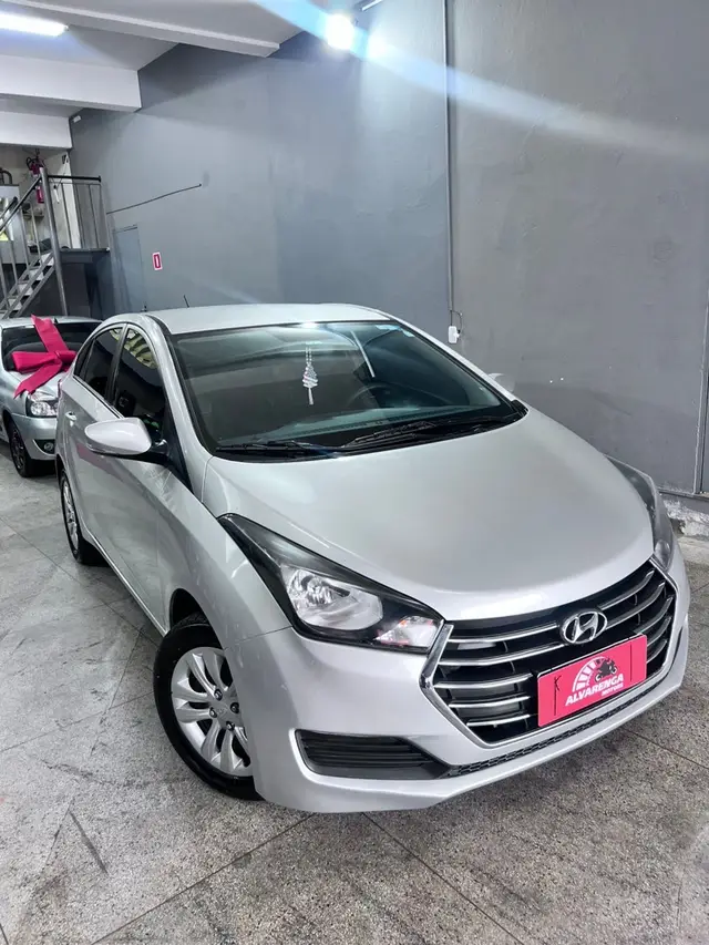 Carro Hyundai HB20S 2016 1.0 Comfort Style Turbo (Flex)
