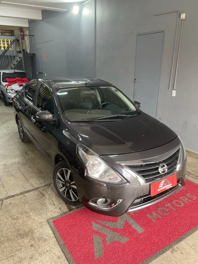 Carro Nissan Versa 2018 1.6 16V Unique CVT (Flex)