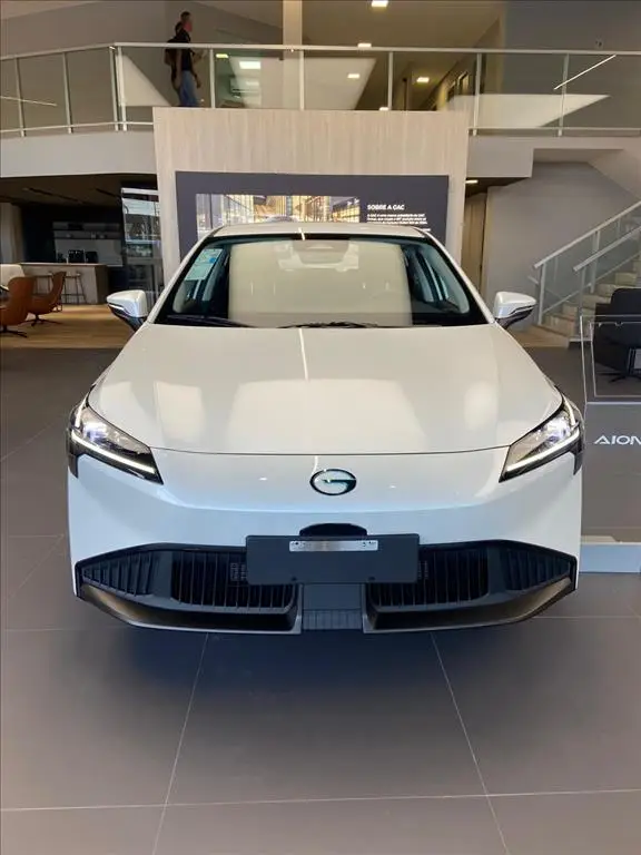Carro GAC Aion ES 2026 Plus