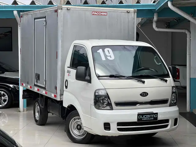 Carro Kia Bongo 2019 2.5 STD RS Sem Carroceria