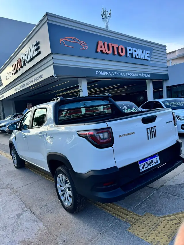 Carro Fiat Strada 2025 Freedom 1.3 Flex 8V CD