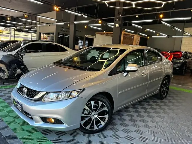 Carro Honda Civic 2015 LXR 2.0 i-VTEC (Aut) (Flex)