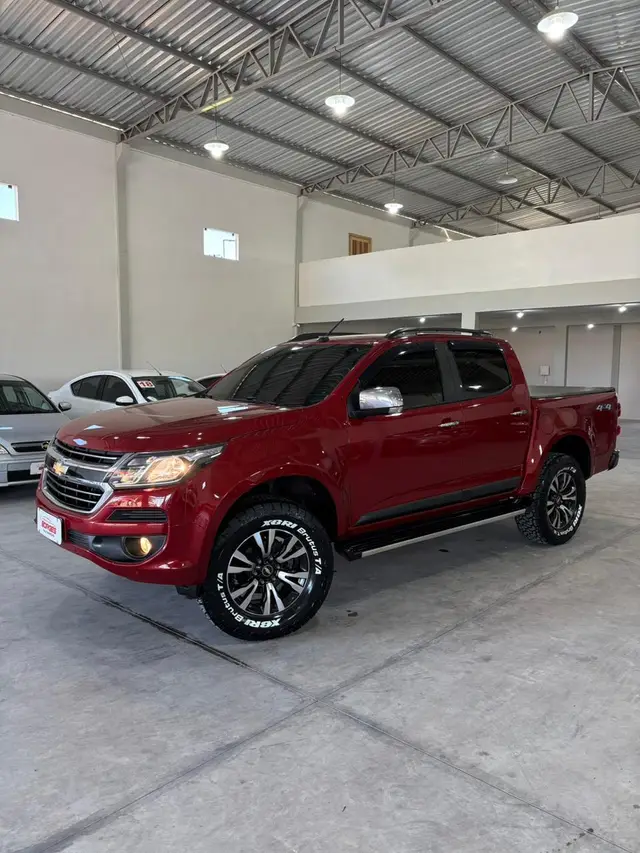 Carro Chevrolet S10 Cabine Dupla 2017 S10 2.5 ECOTEC SIDI LTZ 4WD (Cabine Dupla)