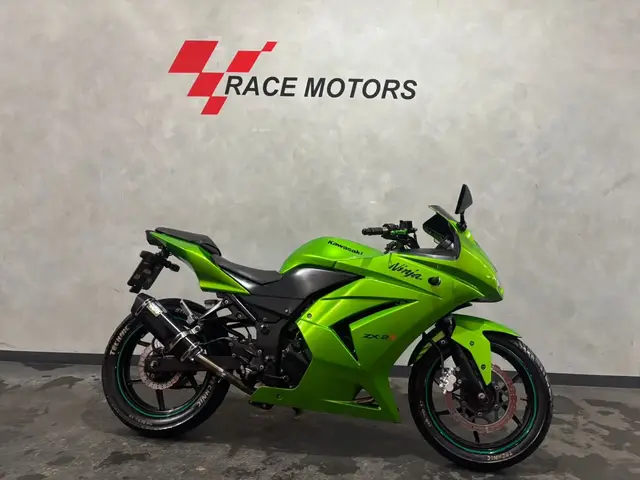 Moto Kawasaki Ninja 2012 250R