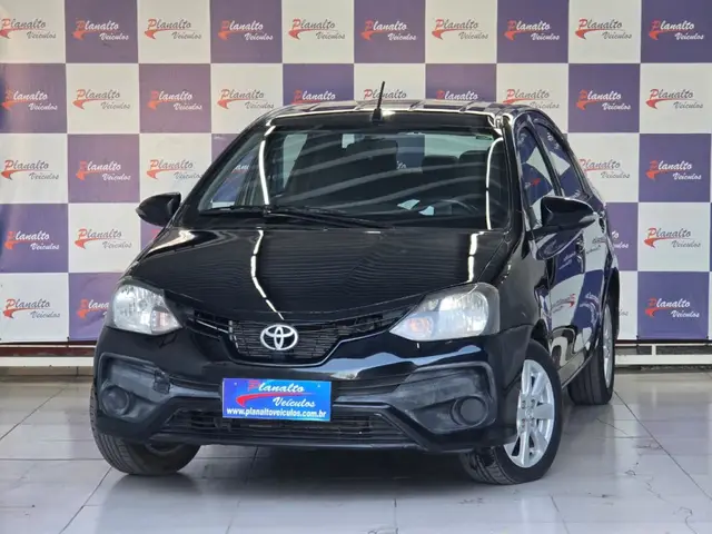 Carro Toyota Etios 2020 X Plus 1.5 (Aut) (Flex)