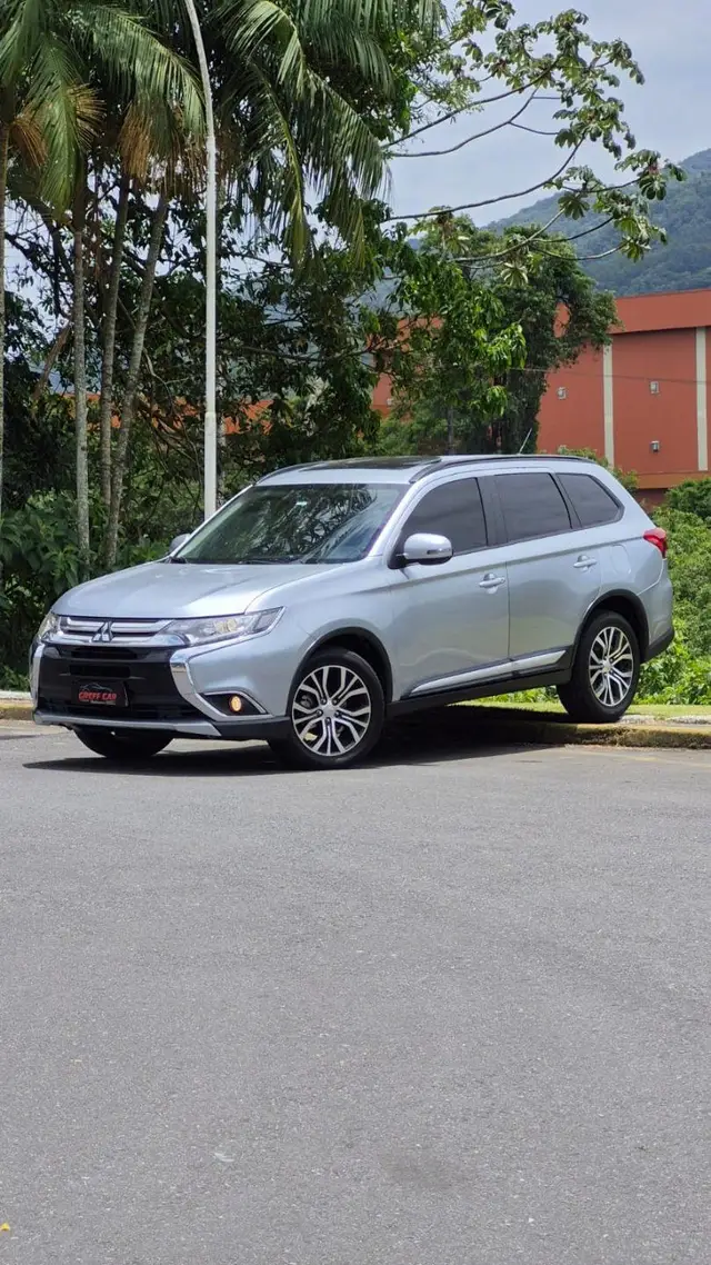 Carro Mitsubishi Outlander 2016 2.0 16V CVT