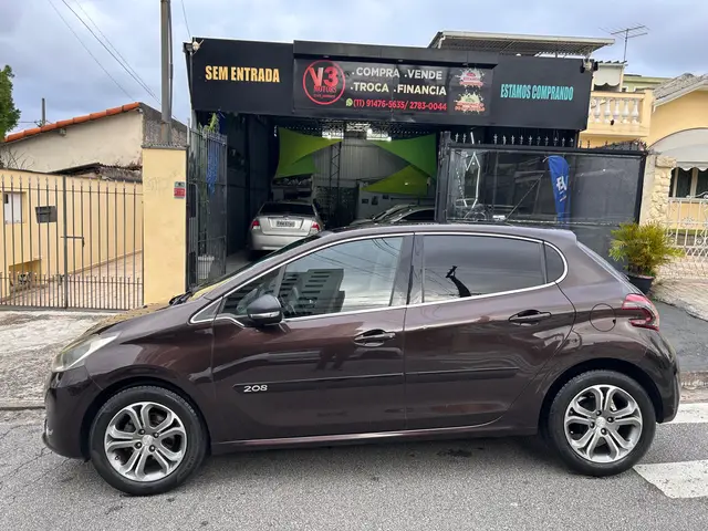 Carro Peugeot 208 2014 Griffe 1.6 16V (Flex) (Aut)