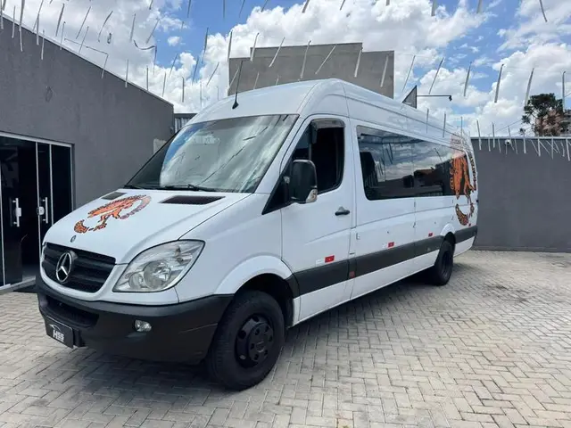 Carro Mercedes-Benz Sprinter 2013 Chassi 515 CDI Longo