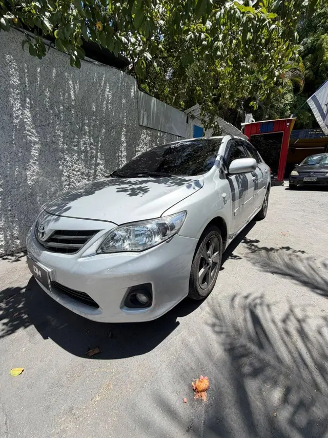 Carro Toyota Corolla 2014 2.0 Dual VVT-i Flex XEi Multi-Drive S