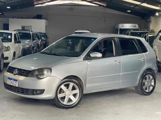 Carro Volkswagen Polo Sedan 2012 1.6 8V (Flex)