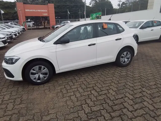 Carro Volkswagen Polo 2025 Track 1.0 Flex 12V 5p