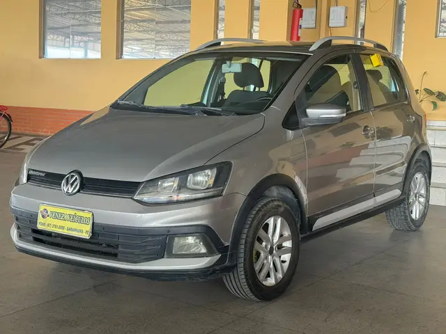 Carro Volkswagen CrossFox 2015 1.6 16v MSI (Flex)