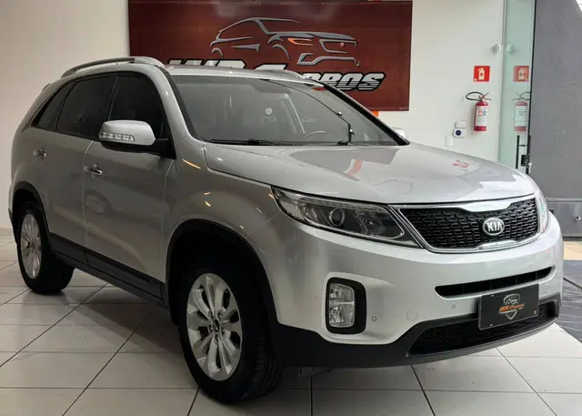Carro Kia Sorento 2015 2.4 16V 4x2 (Aut)