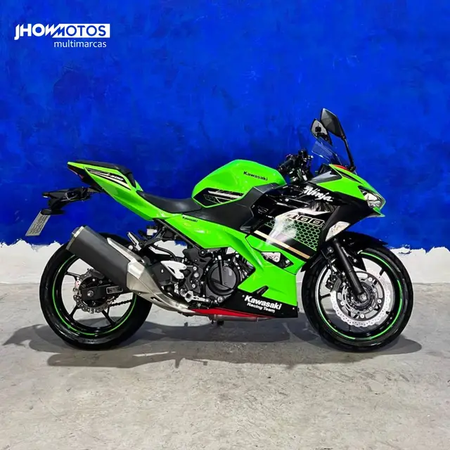 Moto Kawasaki Ninja 2020 400