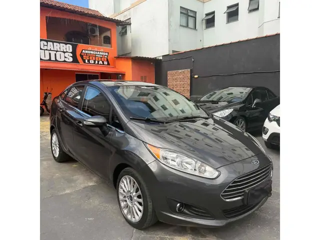 Carro Ford New Fiesta Sedan 2015 1.6 Titanium PowerShift (Flex)