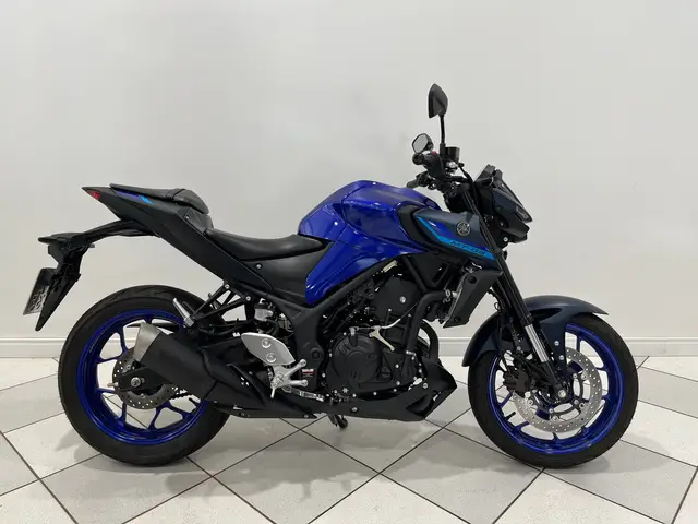Moto Yamaha MT-03 2024 ABS