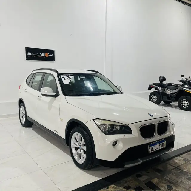 Carro BMW X1 2013 2.0 16V sDrive18i
