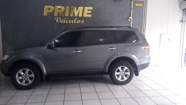 Carro Mitsubishi Pajero Dakar 2012 3.2 4WD (Aut)