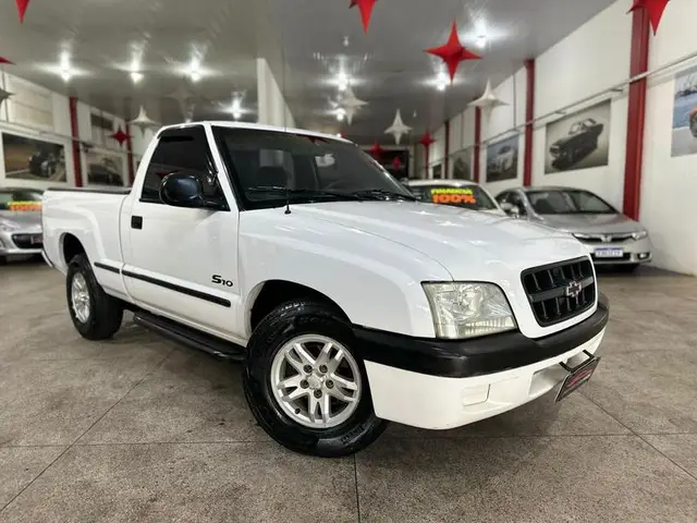 Carro Chevrolet S10 Cabine Simples 2003 S10 4x2 2.8 (Cab Simples)