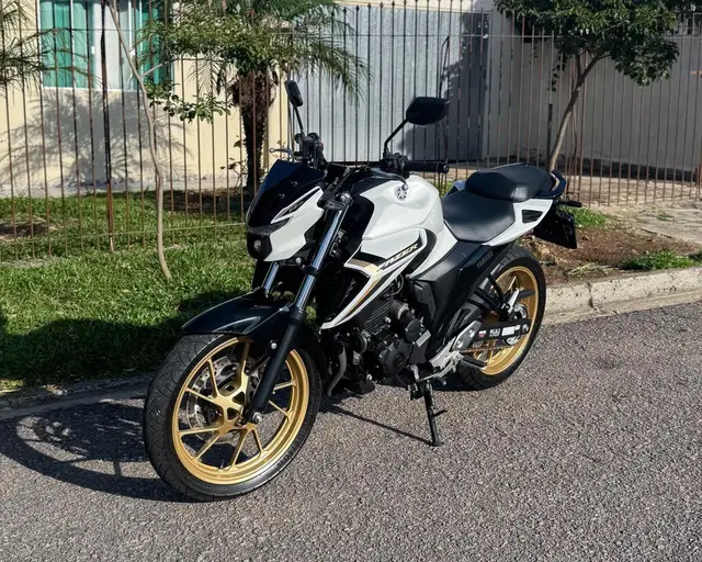 Moto Yamaha Fazer FZ25 2025 Connected