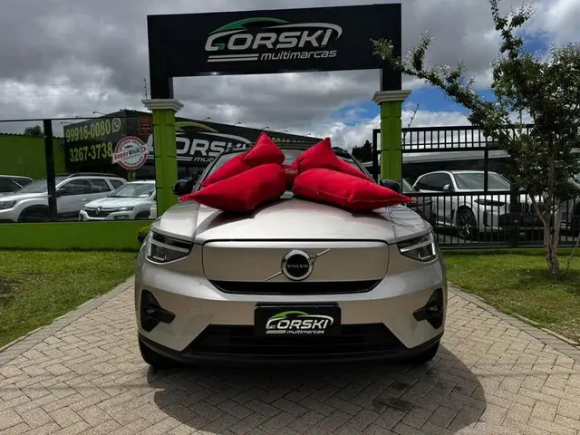 Carro Volvo XC40 2024 Recharge Plus (Elétrico)