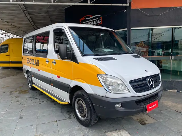 Carro Mercedes-Benz Sprinter 2015 VAN 415 CDI  15+1 Standard