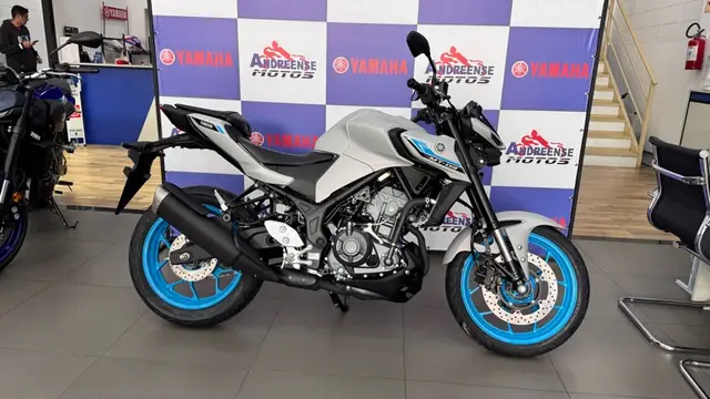 Moto Yamaha MT-03 2026 Connected