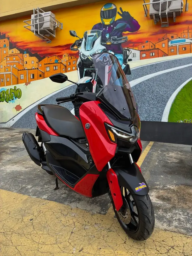 Moto Yamaha NMax 2025 Connected 160 ABS