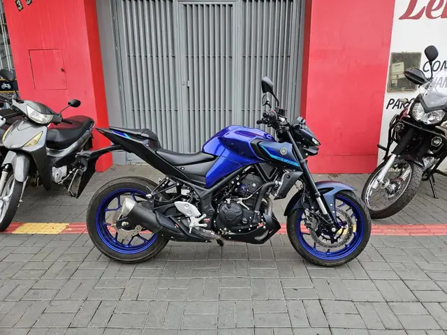 Moto Yamaha MT-03 2025 ABS
