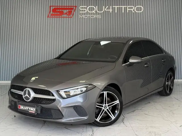 Carro Mercedes-Benz A 200 2020 Advance 1.3 CGI gasolina  (Aut)