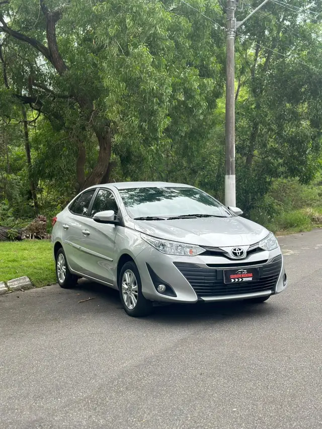 Carro Toyota Yaris Sedan 2019 1.5 XL Plus Tech CVT (Flex)