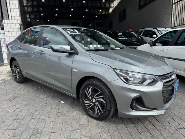 Carro Chevrolet Onix Plus 2024 LT 1.0