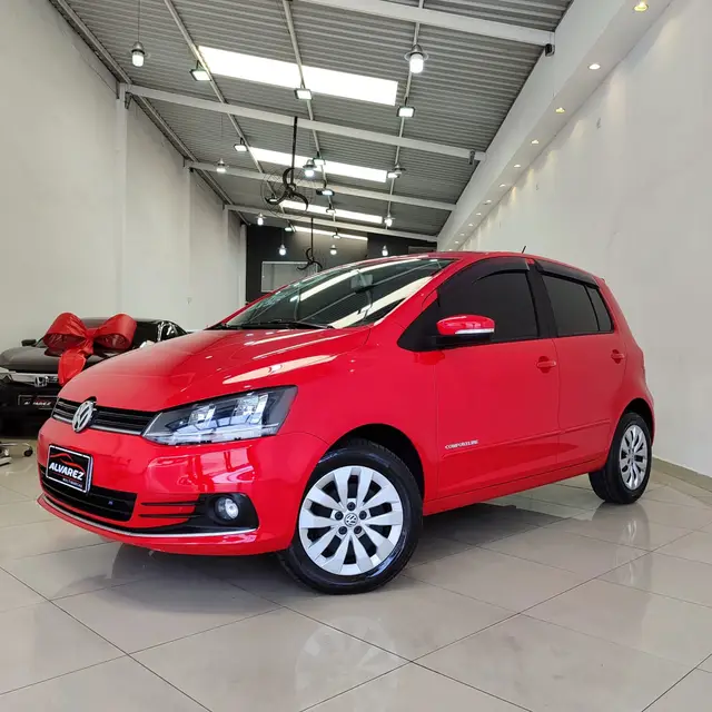 Carro Volkswagen Fox 2015 Comfortline 1.0 TEC (Flex)