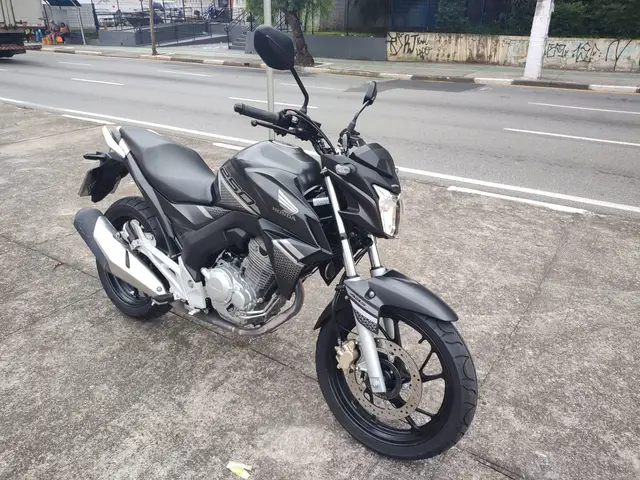 Moto Honda CB 250F Twister 2022 250F (ABS) Cinza fosco