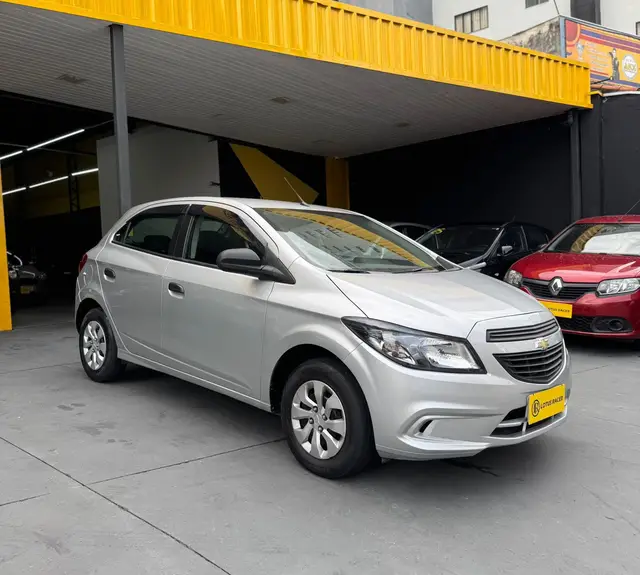 Carro Chevrolet Onix 2019 1.0 Joy SPE/4