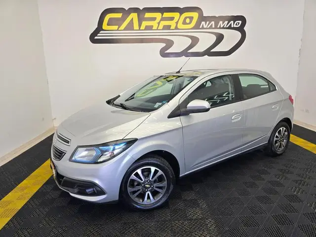 Carro Chevrolet Onix 2016 1.4 LTZ SPE/4 (Aut)