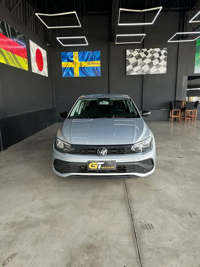 Carro Volkswagen Polo 2024 Track 1.0 Flex 12V 5p