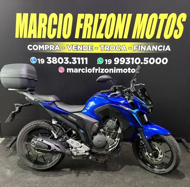 Moto Yamaha YZF R15 2025 ABS