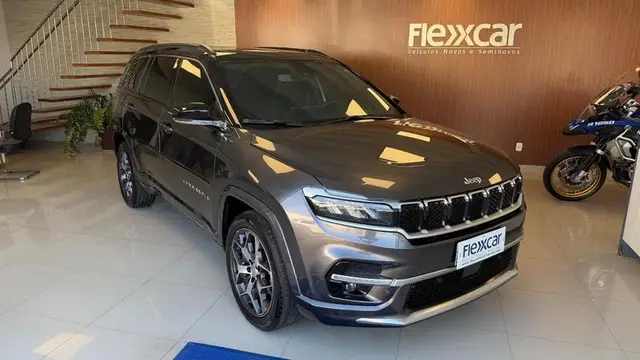 Carro Jeep Commander 2023 Overland 1.3 T270