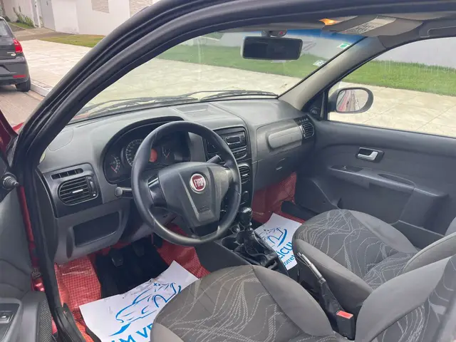 Carro Fiat Strada 2015 Working 1.4 (Flex) (Cabine Dupla)