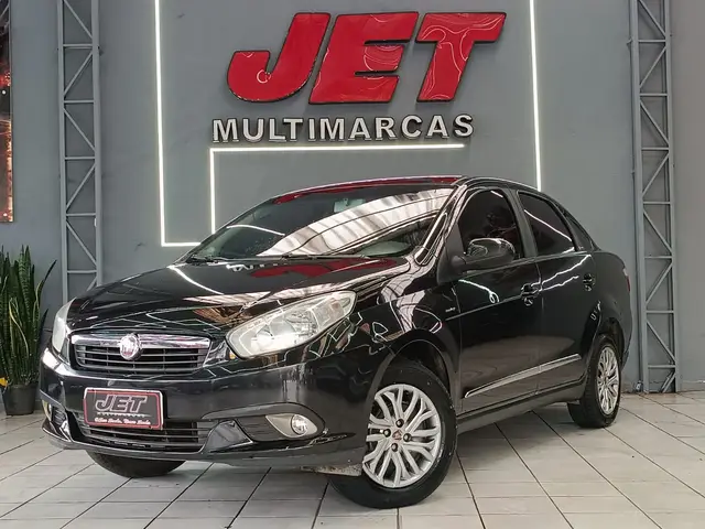 Carro Fiat Grand Siena 2013 Essence 1.6 16V (Flex)