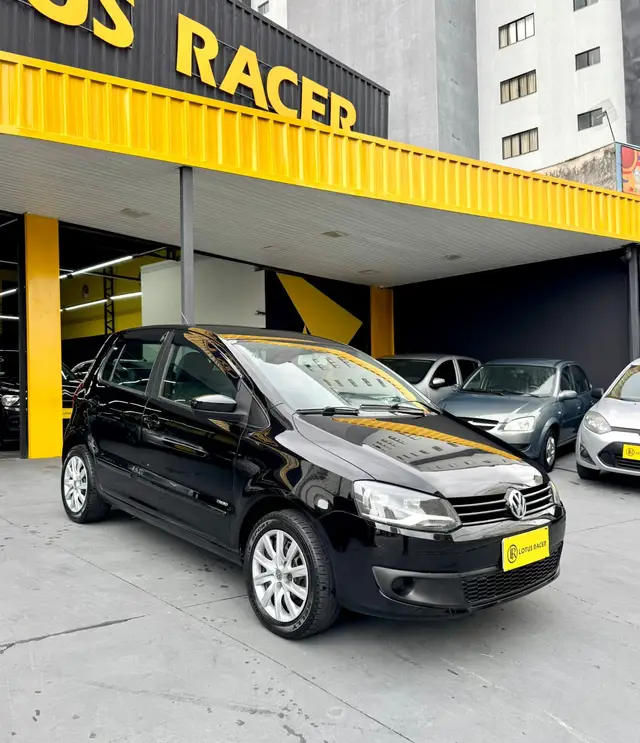 Carro Volkswagen Fox 2010 1.0 8V (Flex) 2p