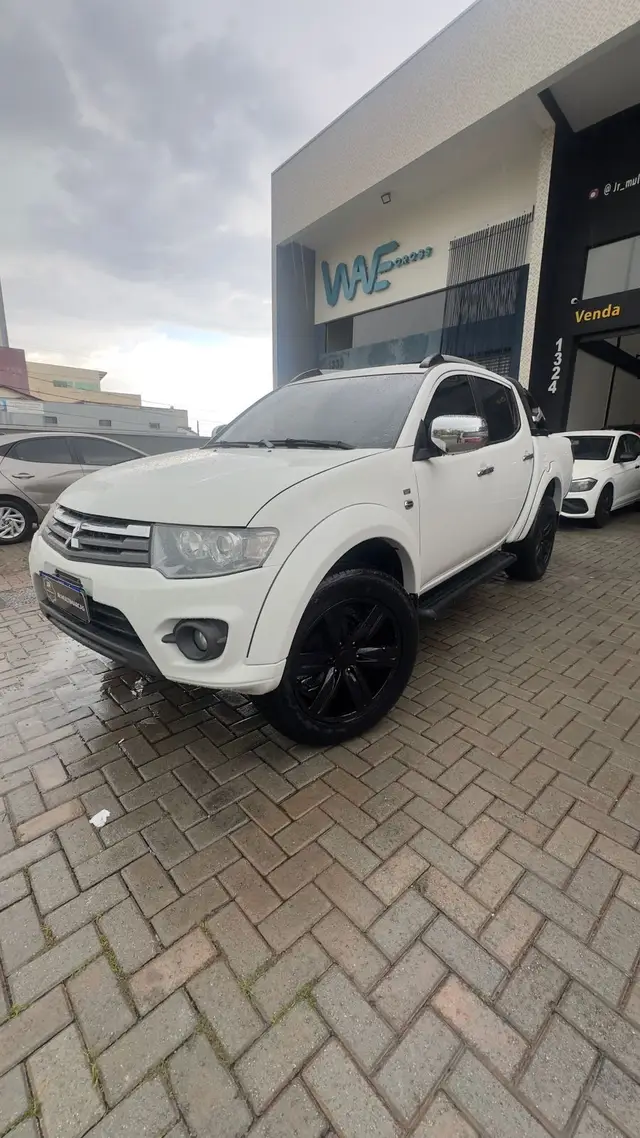 Carro Mitsubishi L200 2015 Triton HPE 3.2 CD TB Int.Diesel Aut