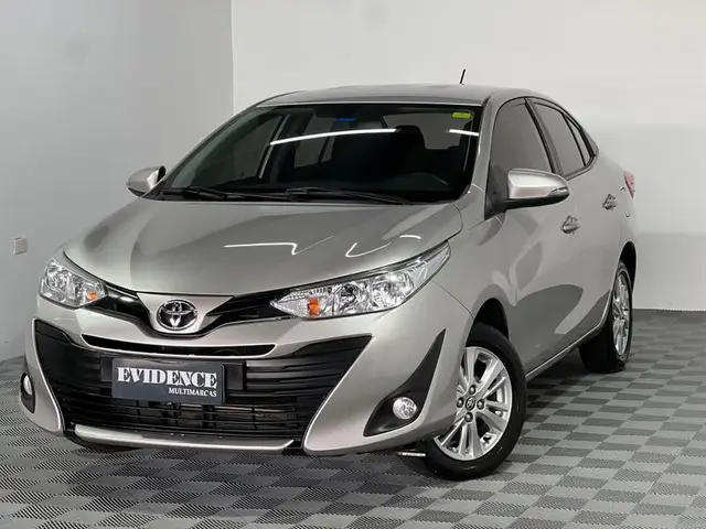 Carro Toyota Yaris Sedan 2019 1.5 XL (Flex)