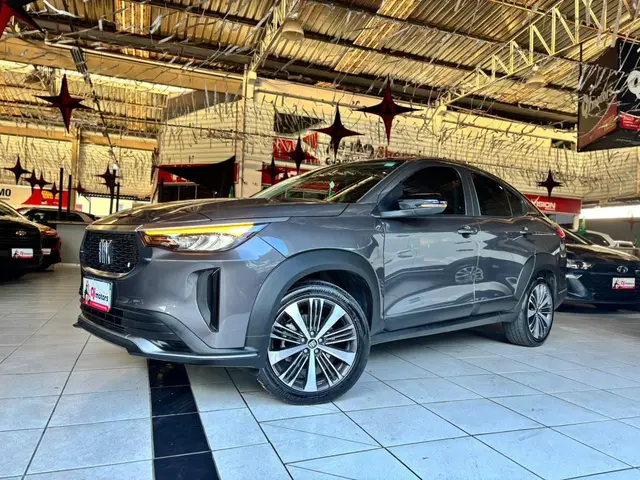 Carro Fiat Fastback 2025 Audace