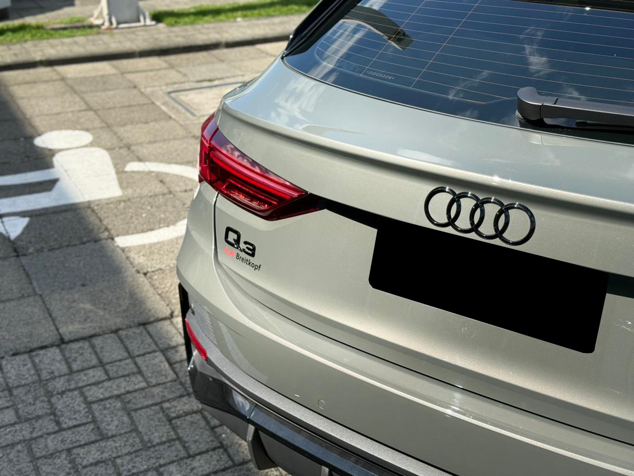 audi q3 sportback performance black 2.0