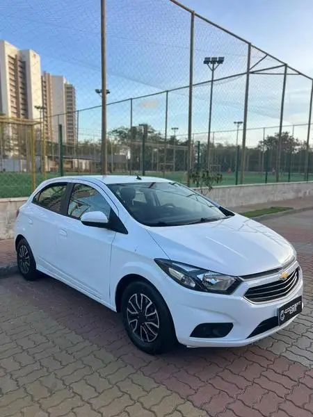 Carro Chevrolet Onix 2020 1.0 (Flex)