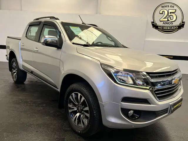 Carro Chevrolet S10 Cabine Dupla 2017 S10 2.5 ECOTEC SIDI LTZ 4WD (Cabine Dupla)